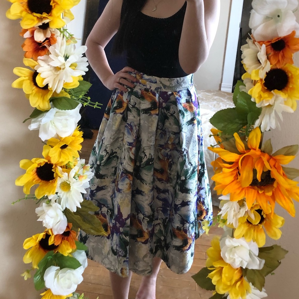 Beautiful Heavy Fabric Floral Skirt
